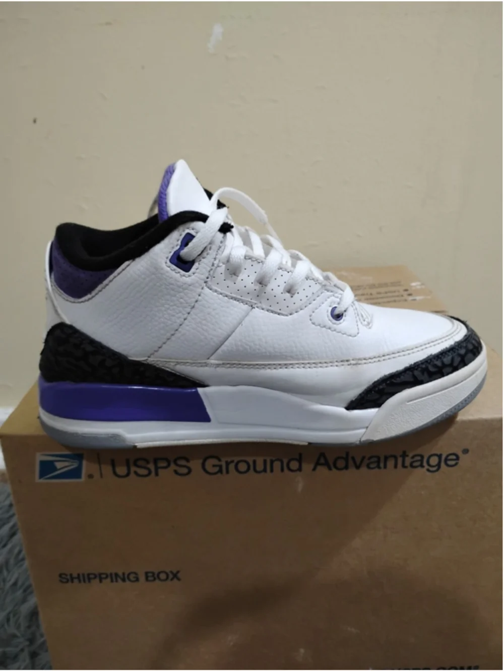 Air Jordan 3 Retro Yourh Size 3 /3Y 